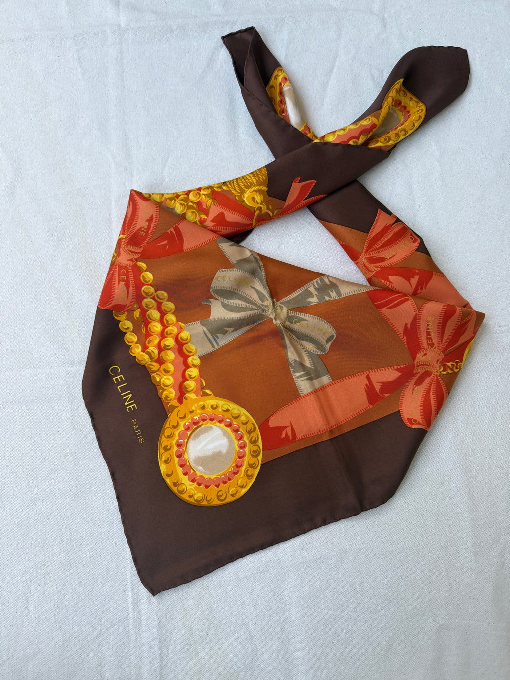 Foulard Céline – Motifs Nœuds