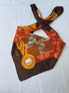 Foulard Céline – Motifs Nœuds