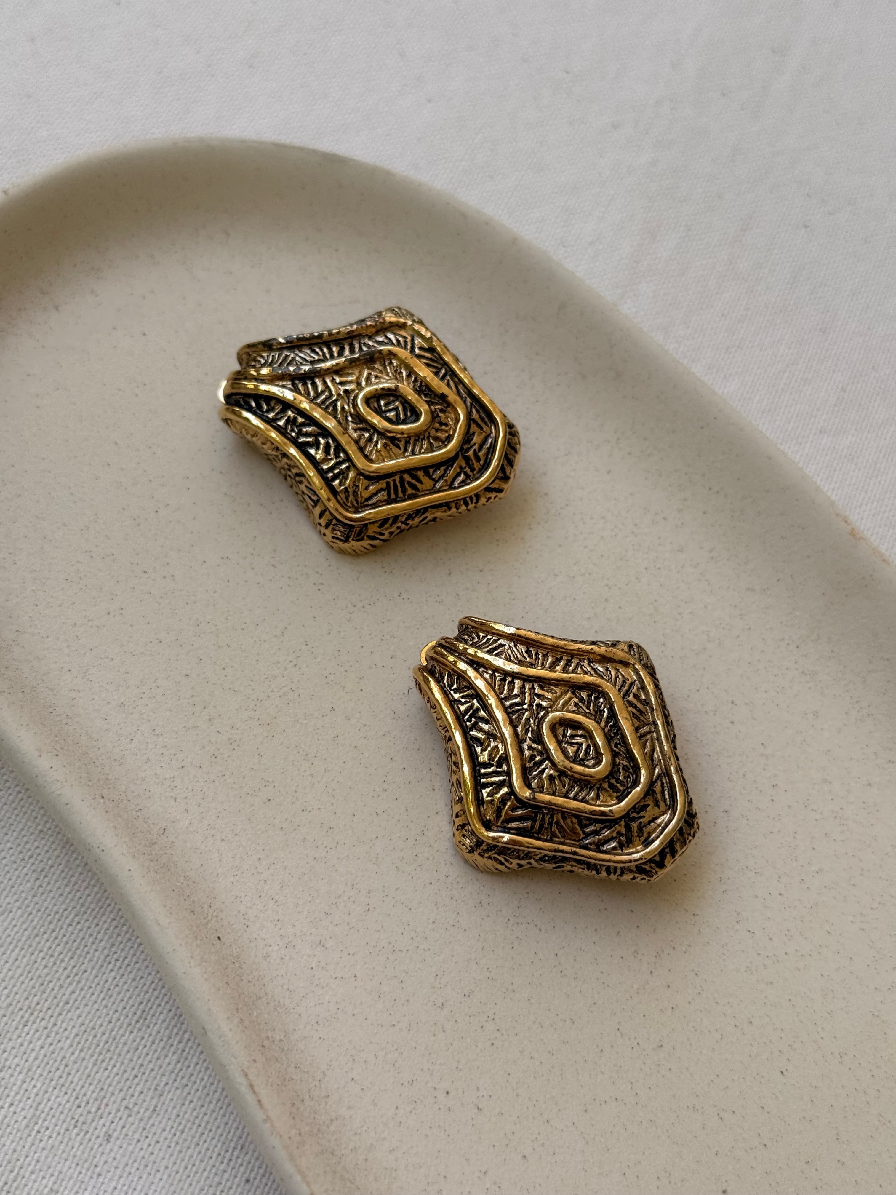 Boucles D’Oreilles Guy Laroche Vintage - Sculptées Dorées