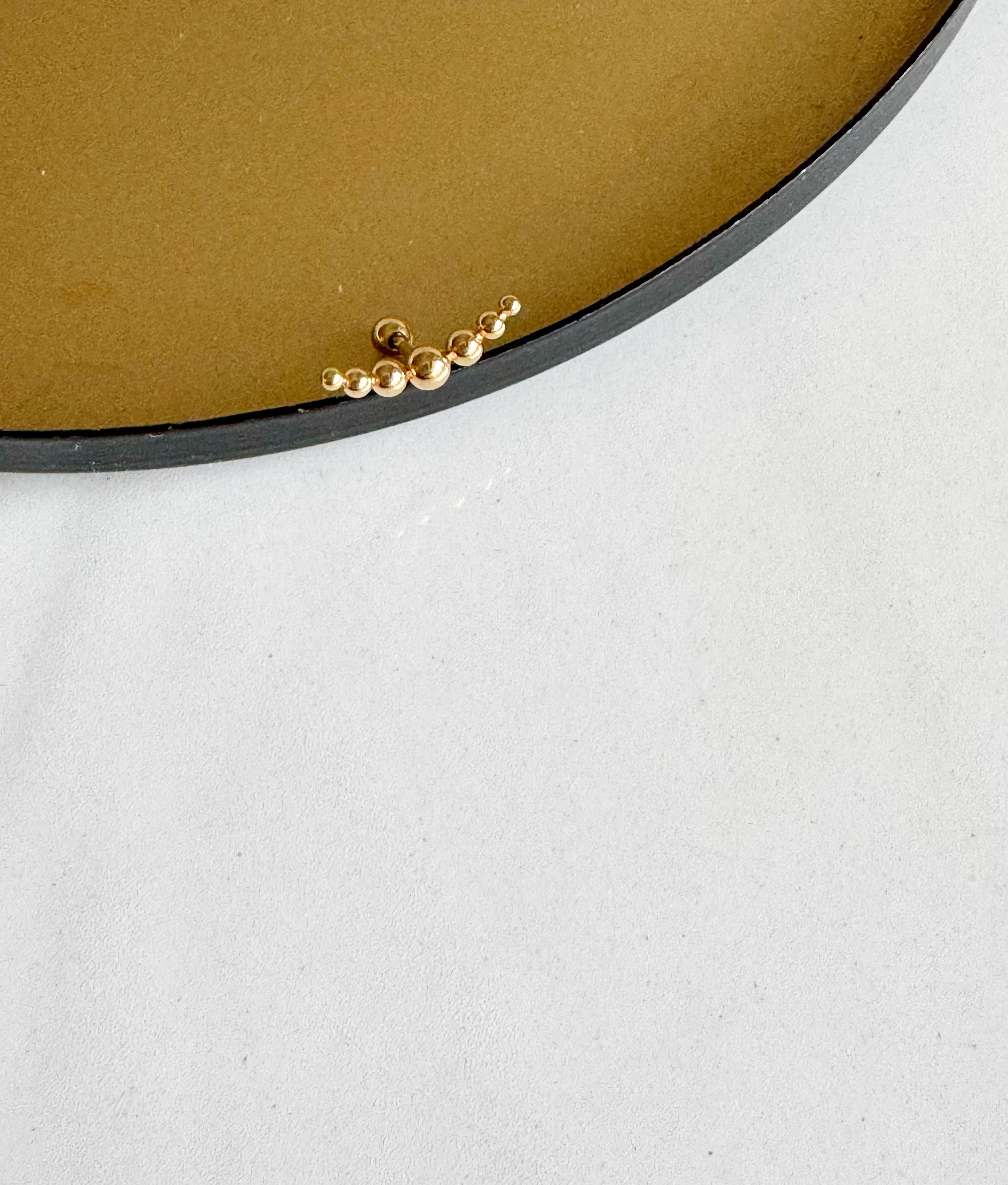Boucle D'Oreille À L'Unité Dorita