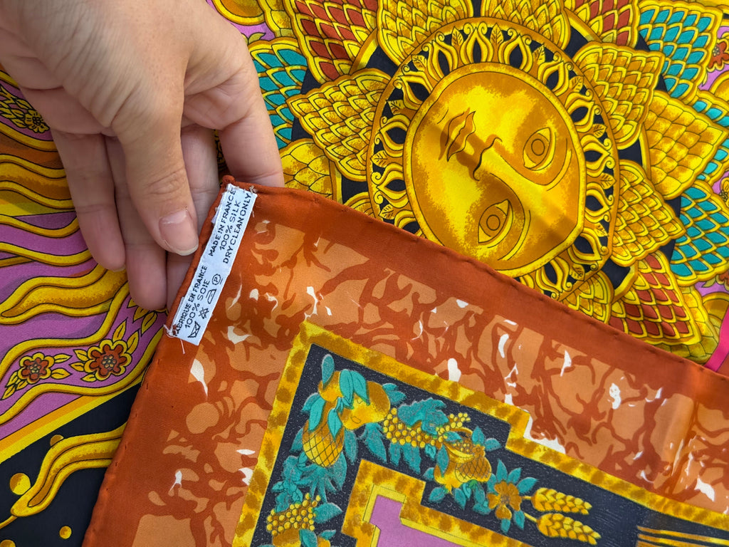 Foulard Hermès – Modèle Carpe Diem