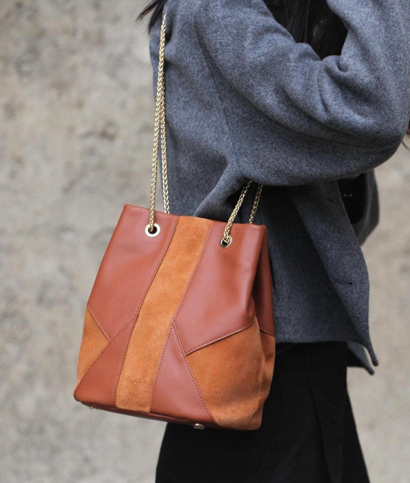 lesyeuxd_elsa_grand_camel