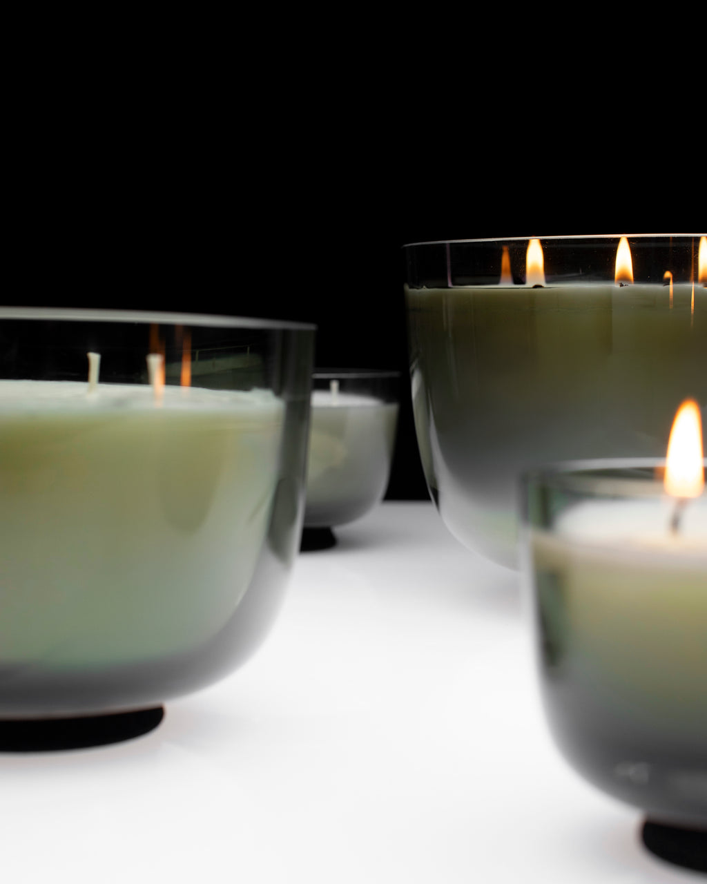 Candles Antwerp - Bougie D'ambiance - L - Cire De Soja Et Paraffine - Gris Fumé