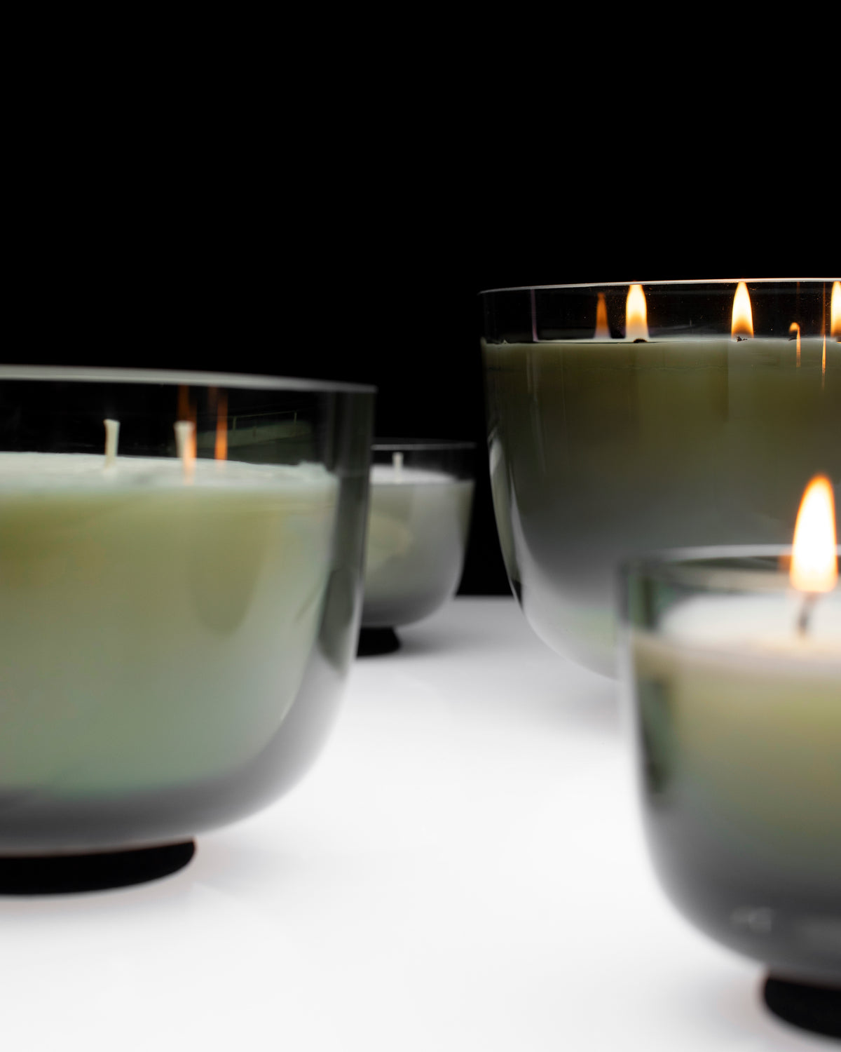 Candles Antwerp - Bougie D'ambiance - L - Cire De Soja Et Paraffine - Gris Fumé