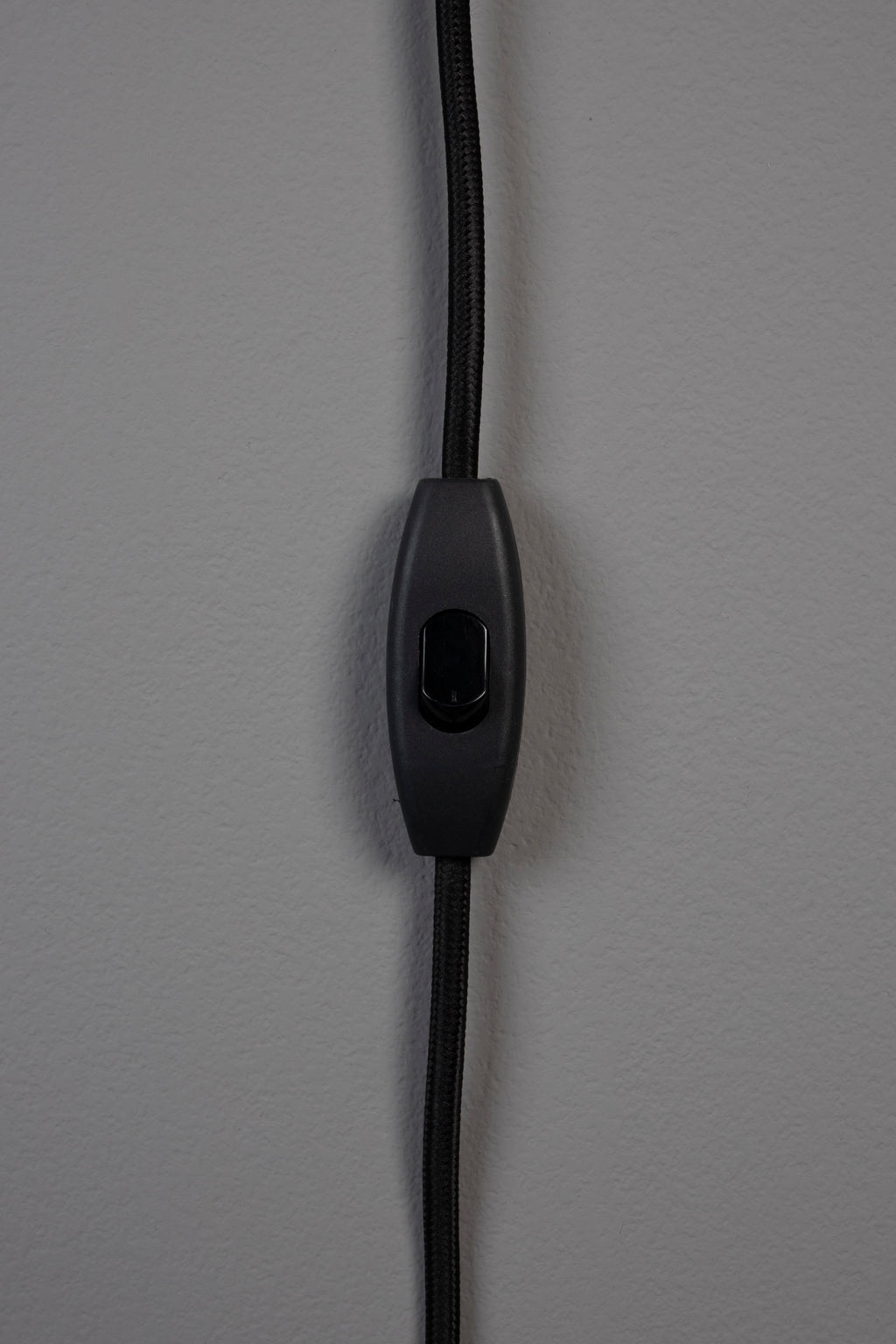 Shaw - Applique Murale - Fer - Noir