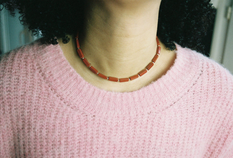 Le Collier Jaspe Rouge