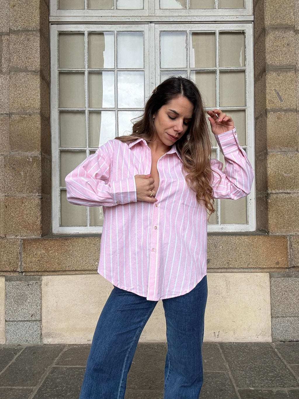 Camisa de rayas rosa bebé