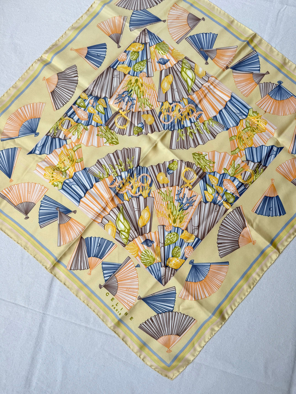 Foulard Céline – Motif Éventails