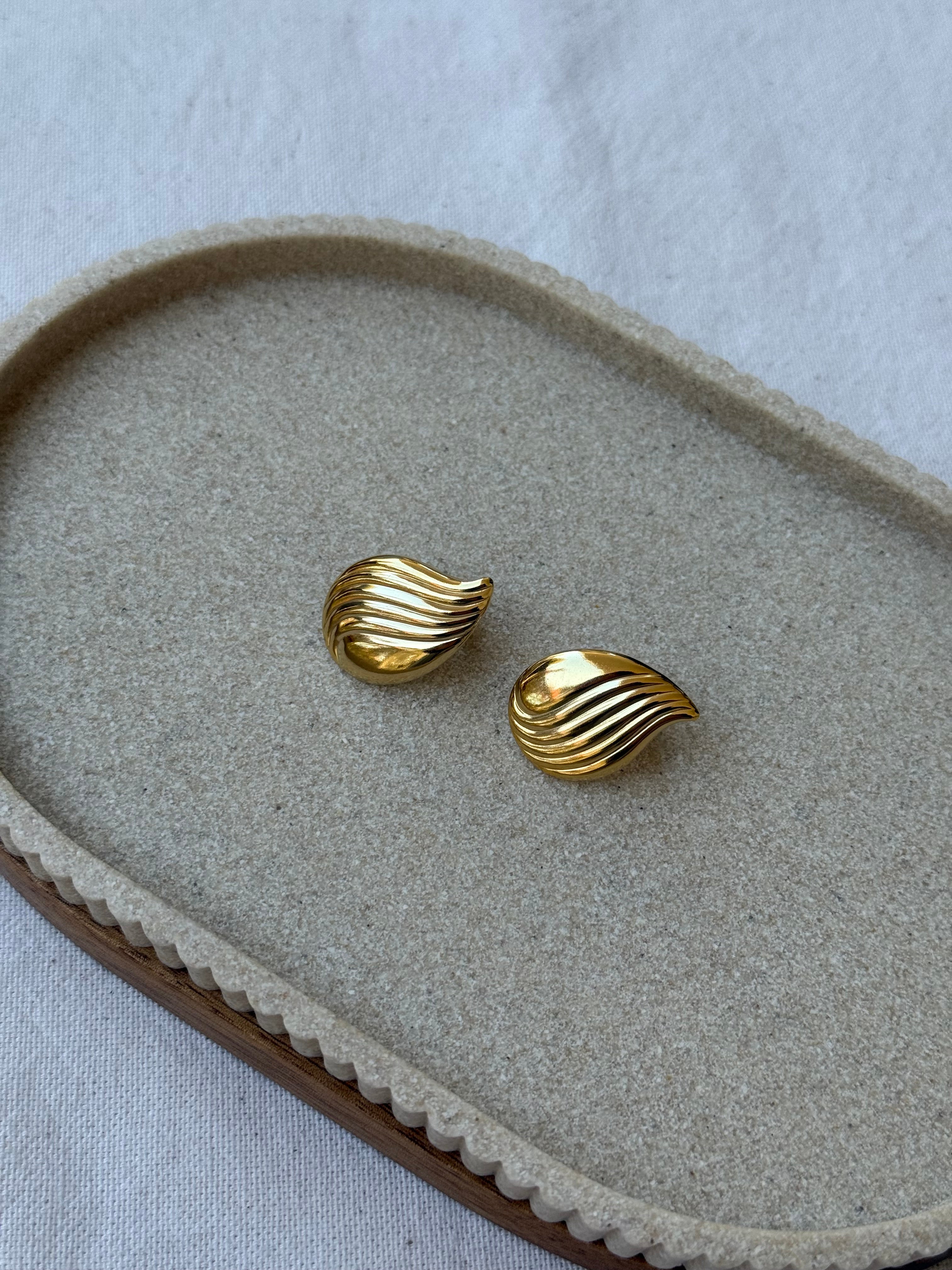 Pendientes Napier Vintage - Gotas Esculpidas Doradas