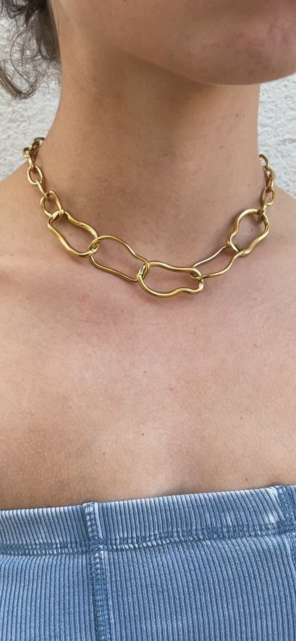 Outline Necklace