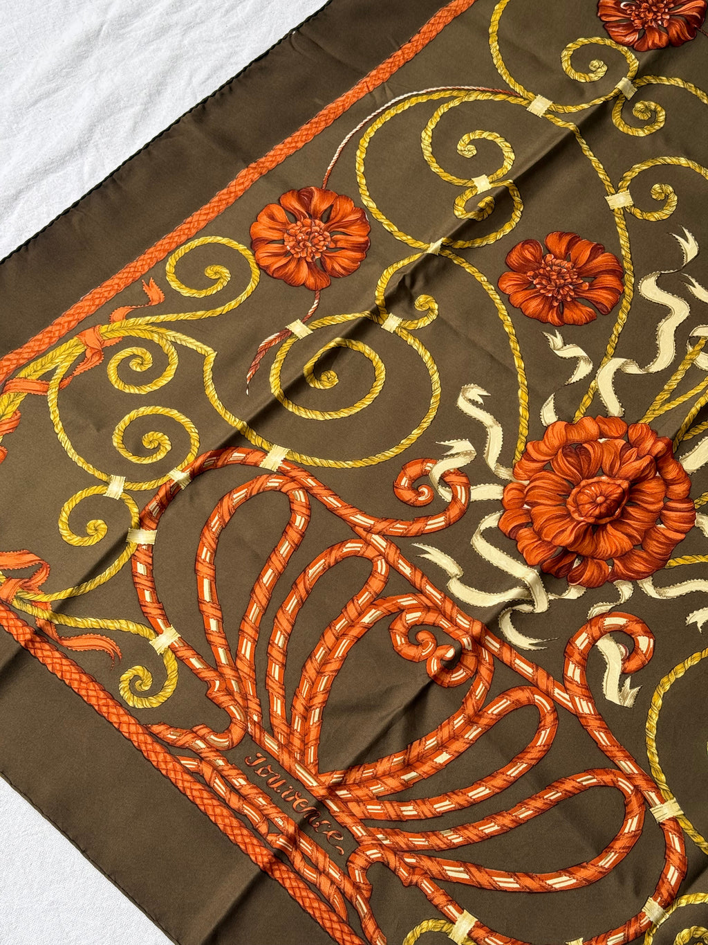 Foulard Hermès – Modèle Jouvence