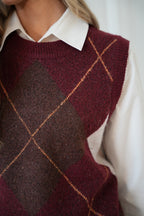 Loona Bordeaux - Sleeveless Sweater