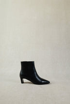 Linda Boots - Black