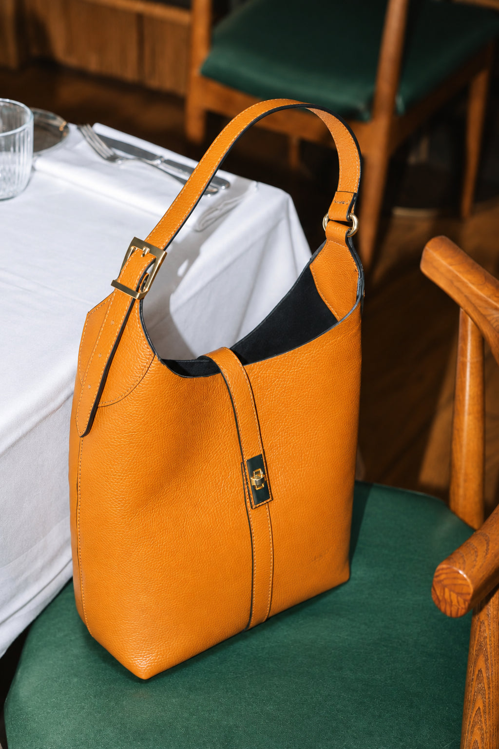 Jora Shoulder Bag - Camel