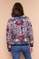 Pull Abstract - Bleu