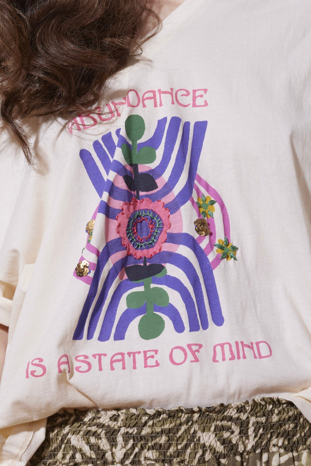 Abundance T-Shirt - Nude
