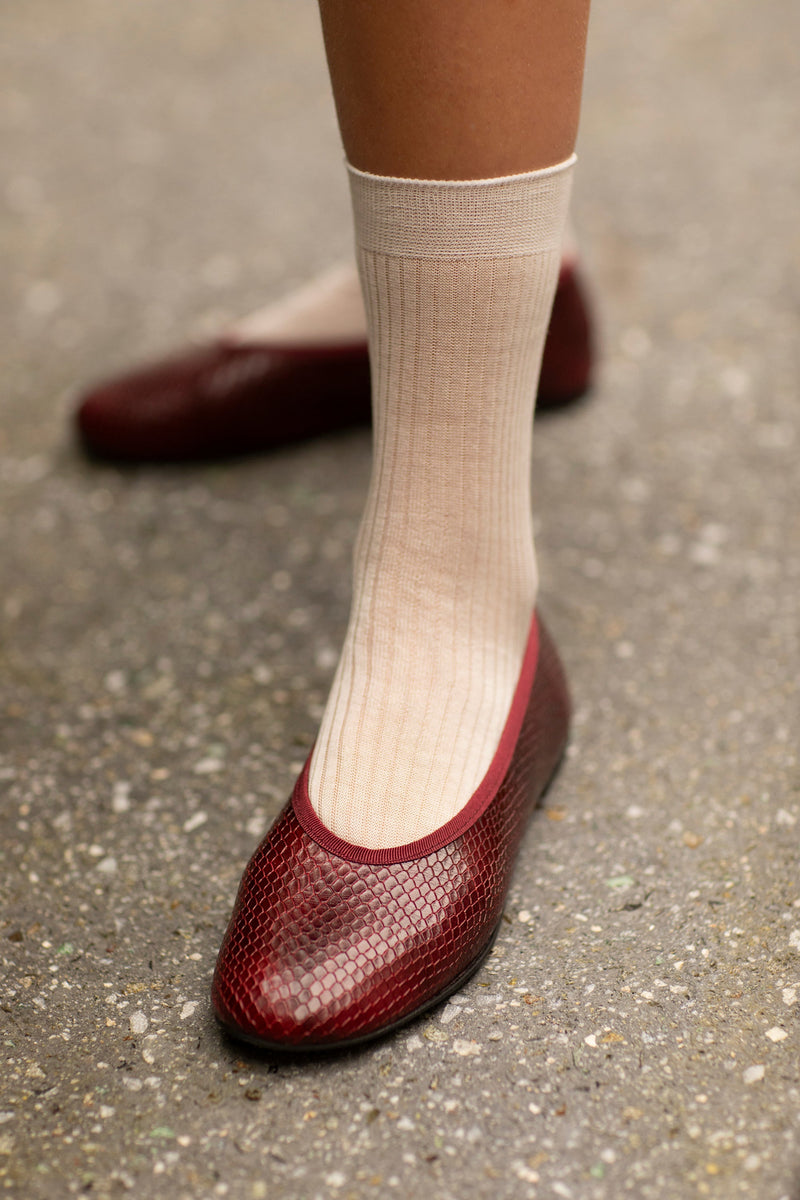 Bailarina Lola Pitón Burdeos