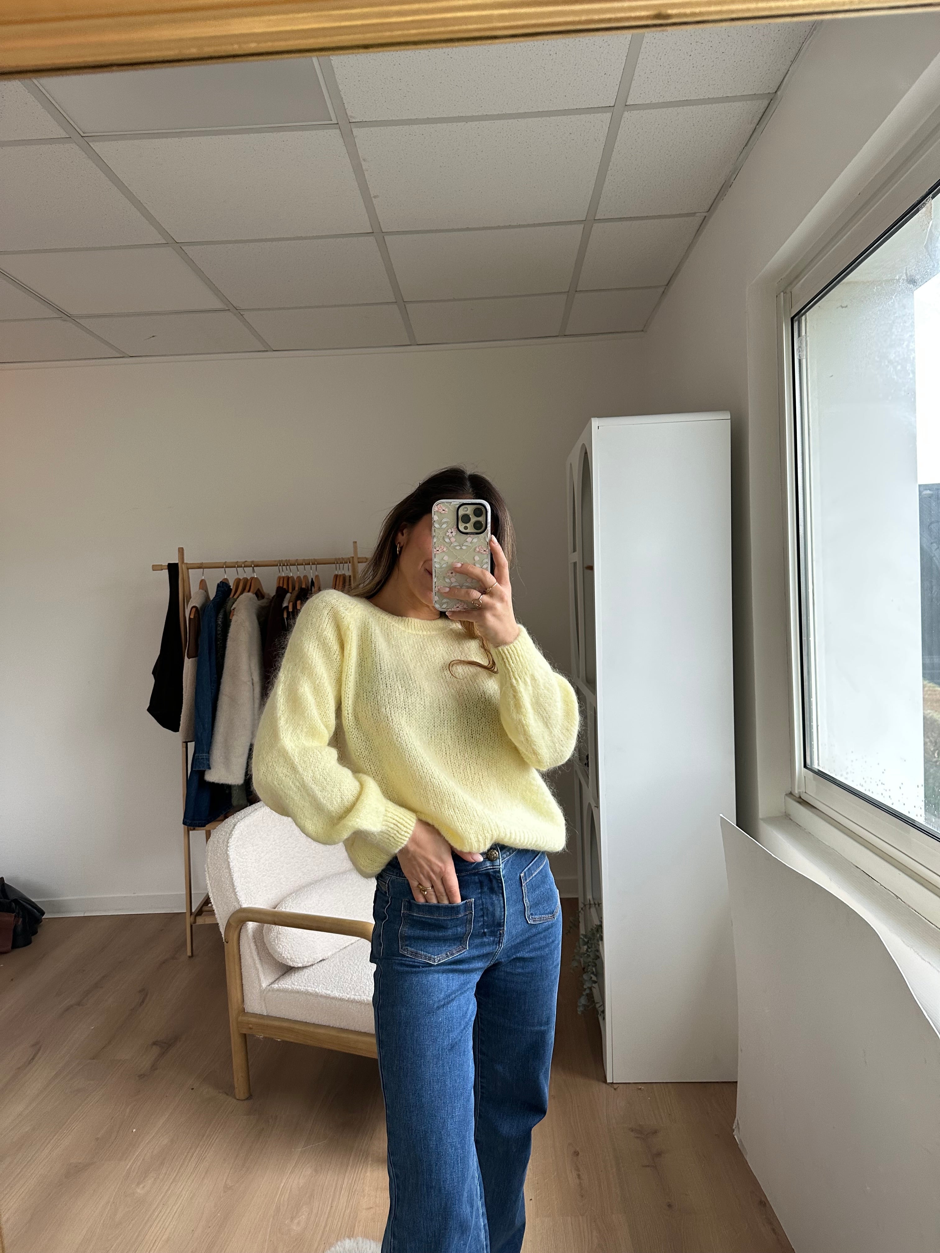Pull Anna Jaune