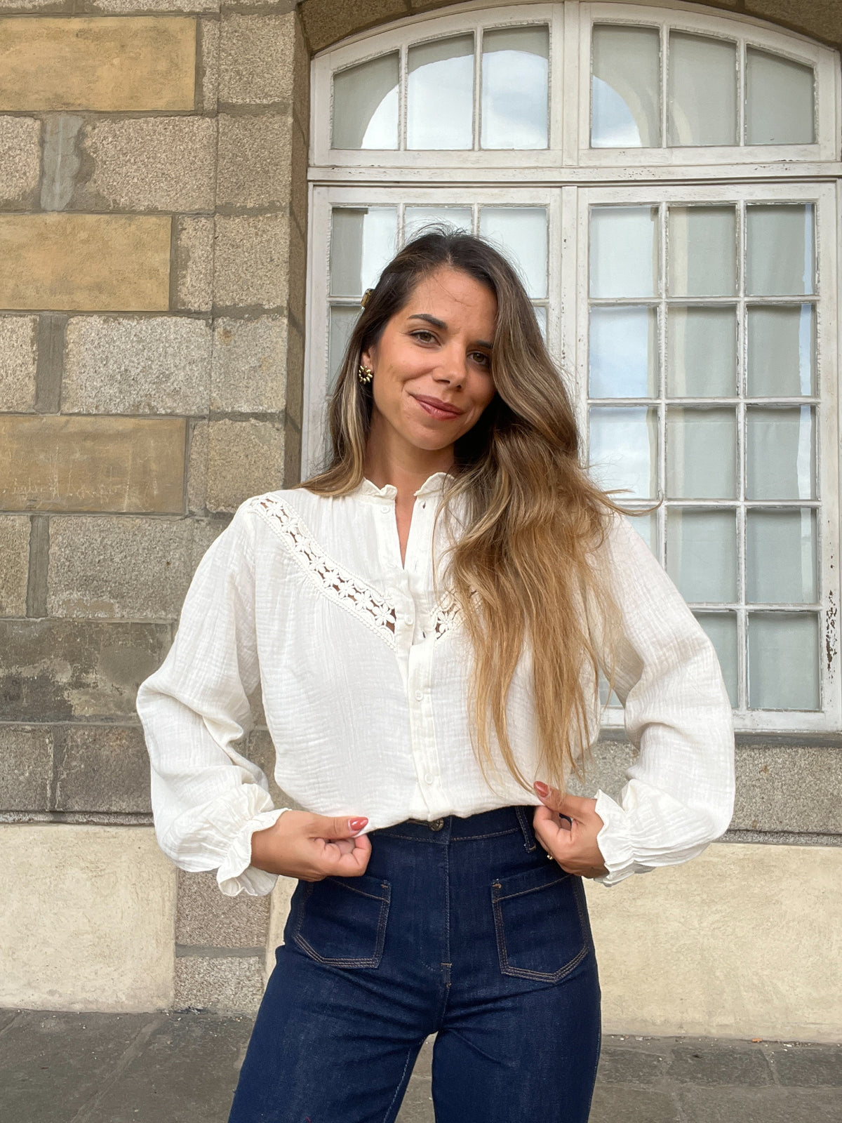 Angèle embroidered ecru blouse