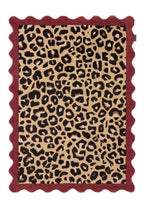 Wild soul – Wool rug with leopard pattern - burgundy Wild soul