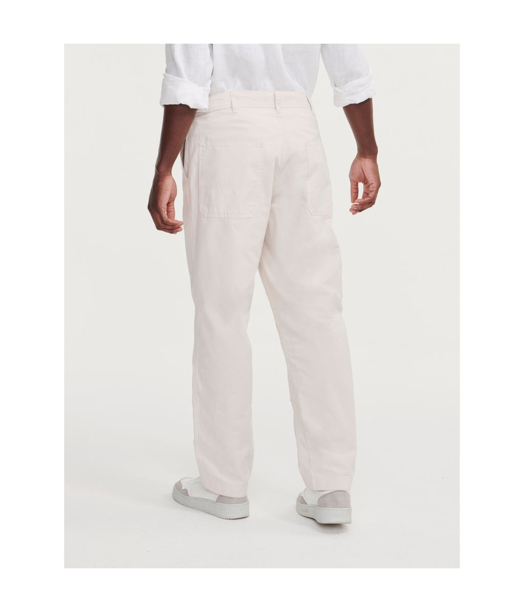 Pantalón color arena para hombre