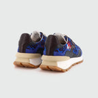 Akanda Mahoe Trainers