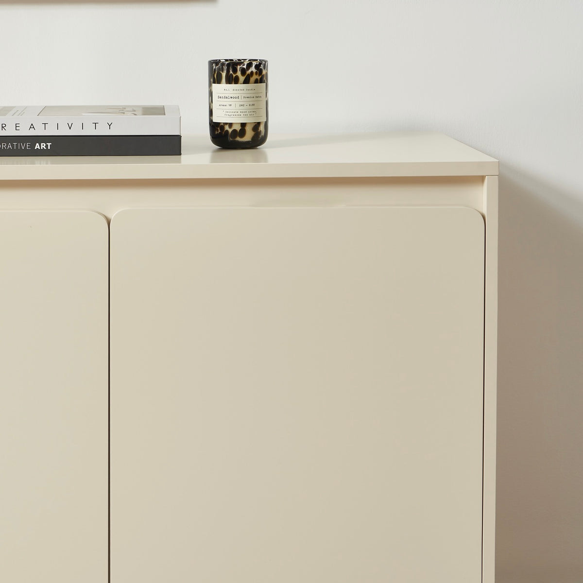 Akka - Credenza a 3 ante - Beige