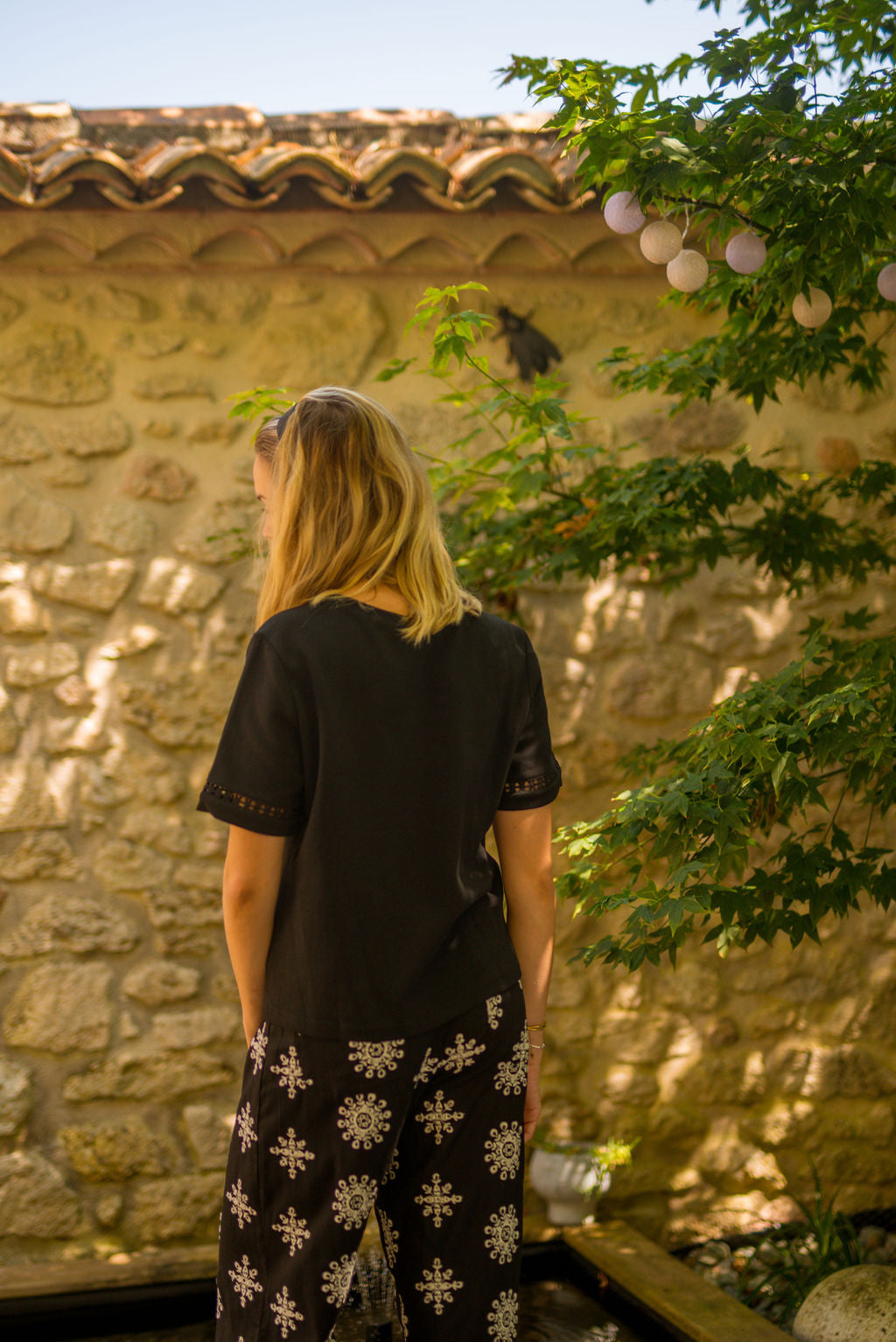 Lina Black T-Shirt