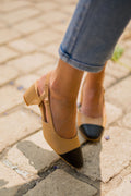 Zapatos de tacón Chela con tira trasera