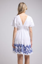 Robe Courte Manches Courtes - Blanc Bleu