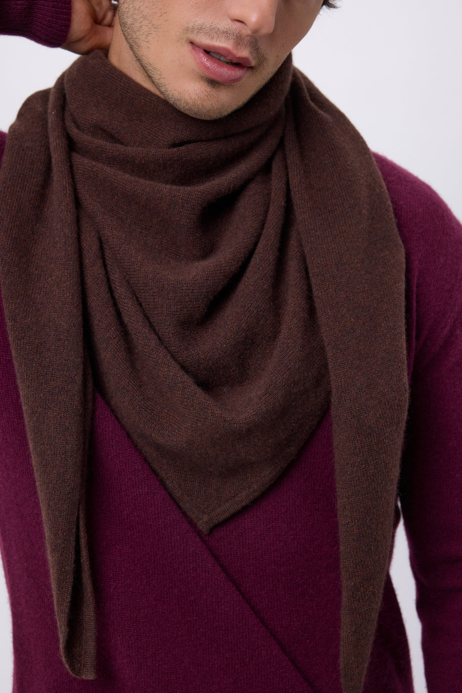 Oversize triangulär enfärgad bandanasjal Amel - Chokladbrun - Herr - 100 % kashmir