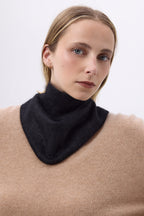 Trekantsbandana – Brushed Cashmere Bandana Amel - Noir - Dam