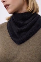 Trekantsbandana – Brushed Cashmere Bandana Amel - Noir - Dam