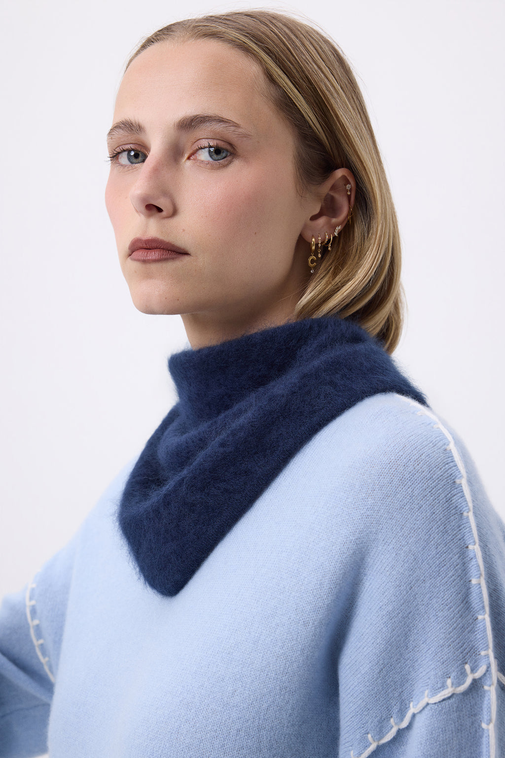 Bandana Triangle – Brushed Cashmere Bandana Amel - Bleu Marine - Femme