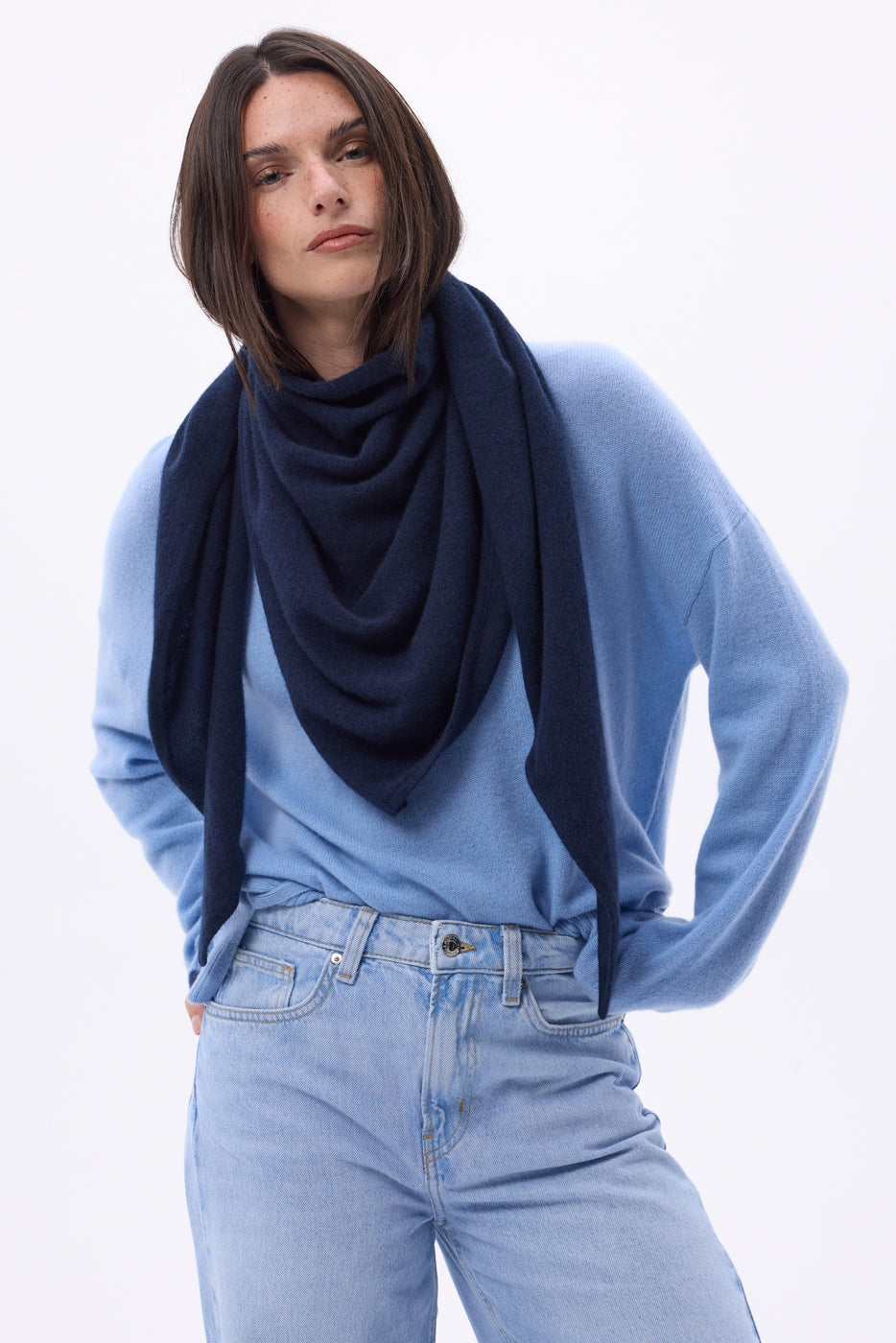 Bufanda bandana oversize triangular lisa Amel - Azul marino - Mujer