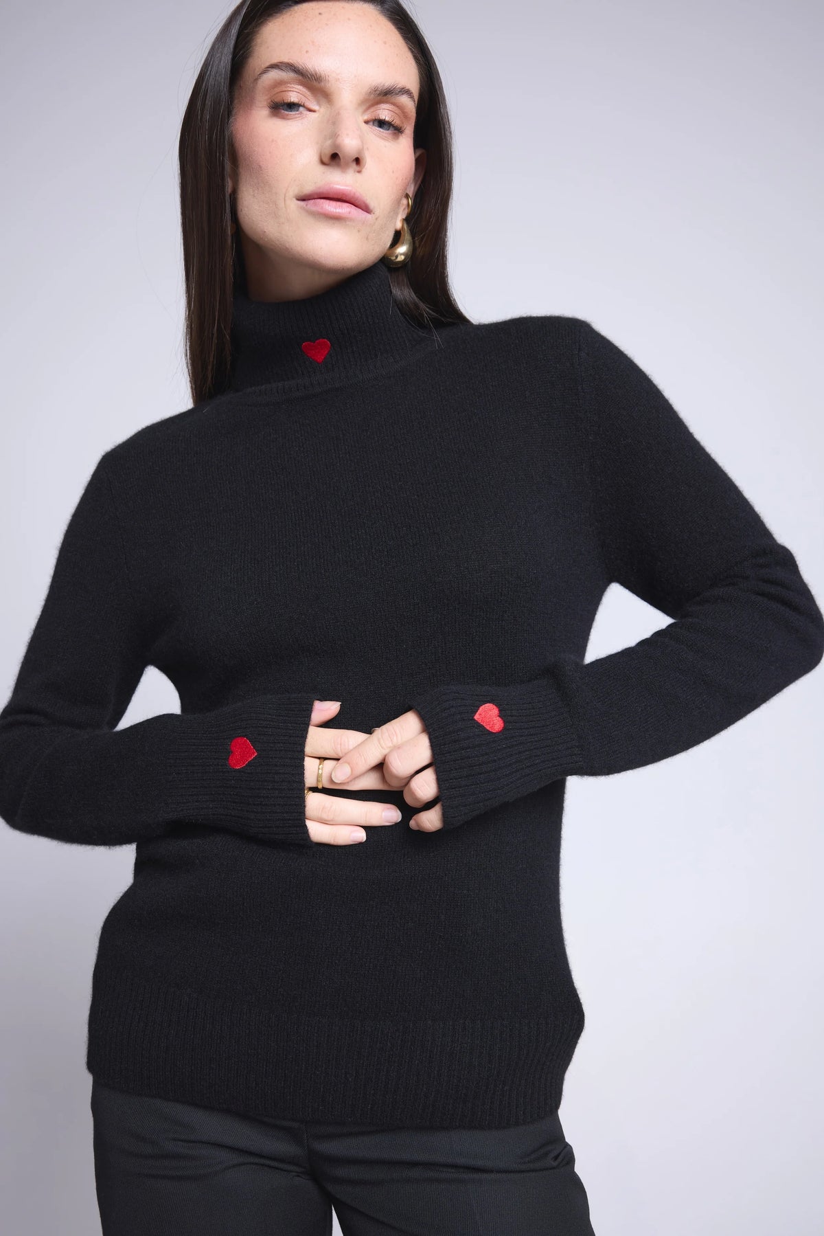 Roll-Neck Jumper Heart Embroidery Anny - Black Red - Women