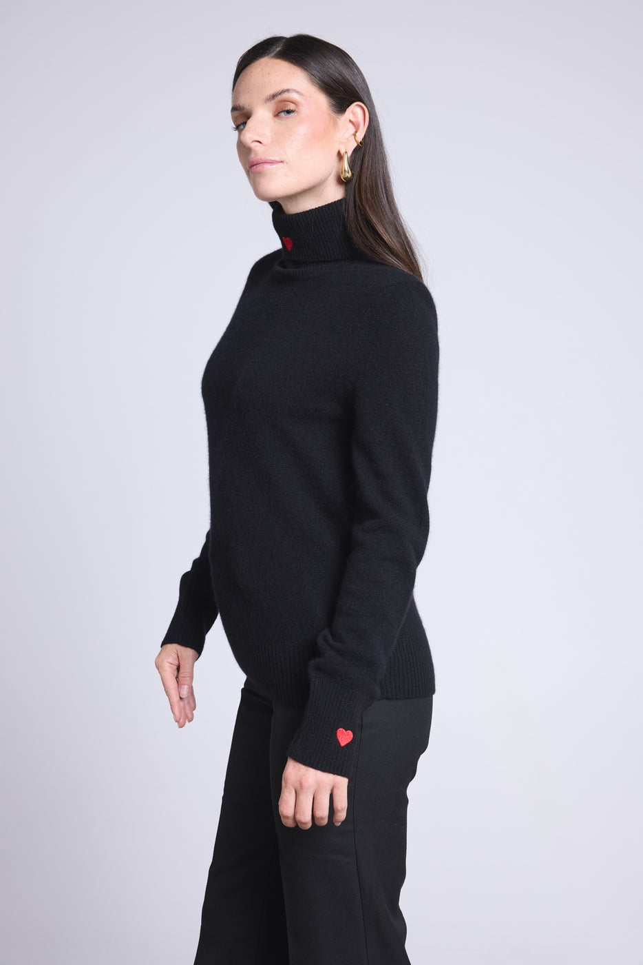 Roll-Neck Jumper Heart Embroidery Anny - Black Red - Women
