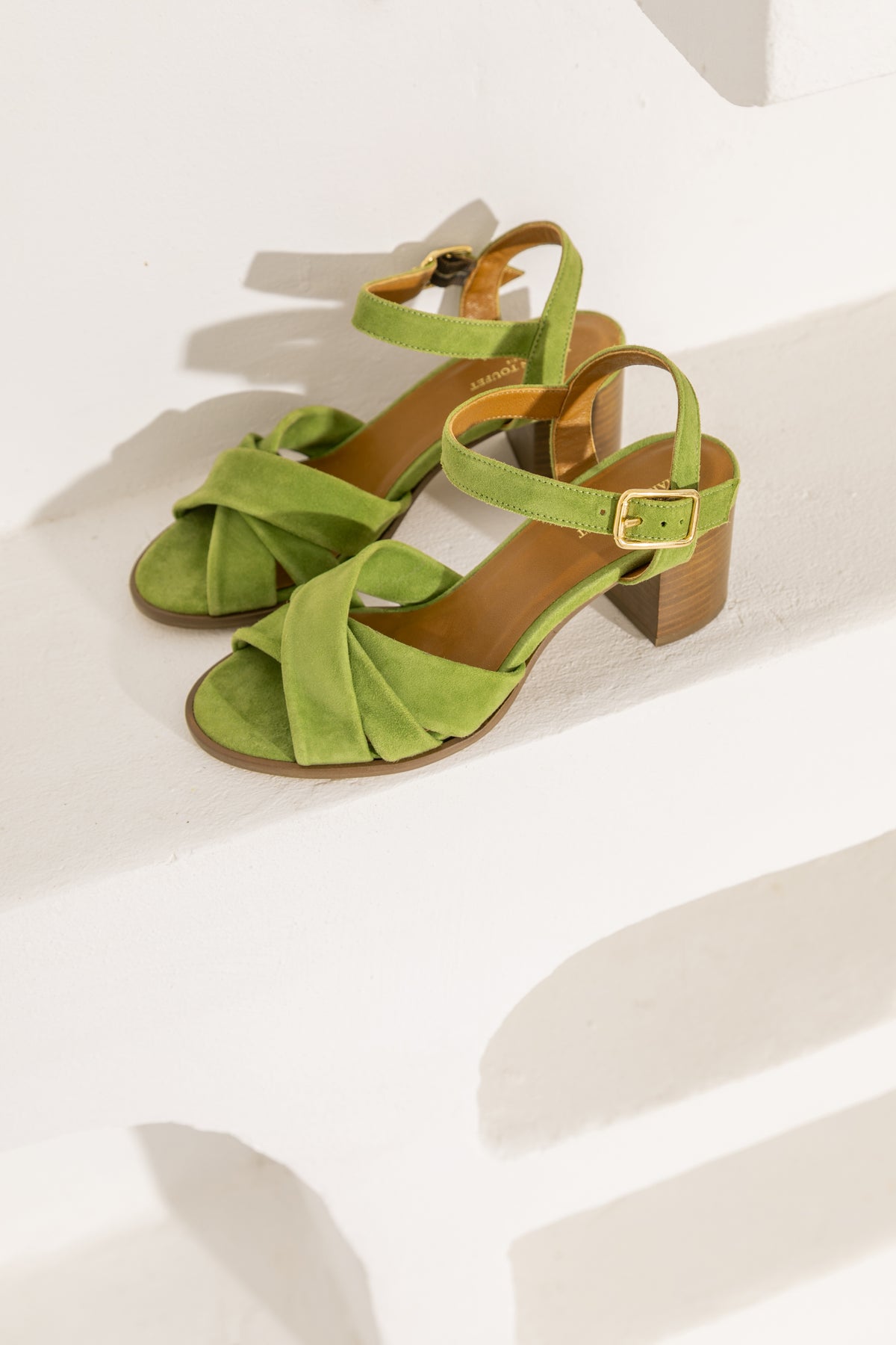 Antoinette Sandals - Suede - Apple Green