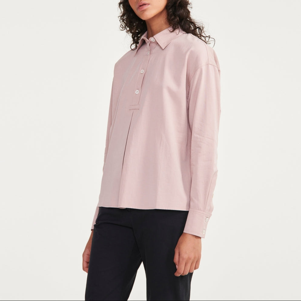 Women’s Chalk Pink Long-Sleeved Shirt