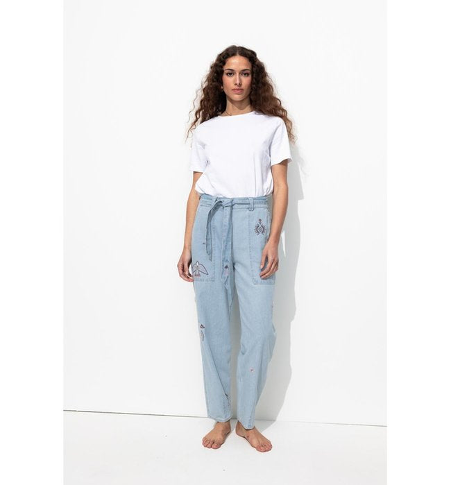 Jean Light Brodé Femme - Jeans Uni Fonce
