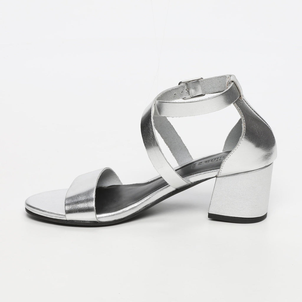Apolina - Sandalia de Tacón Ryleee - Silver