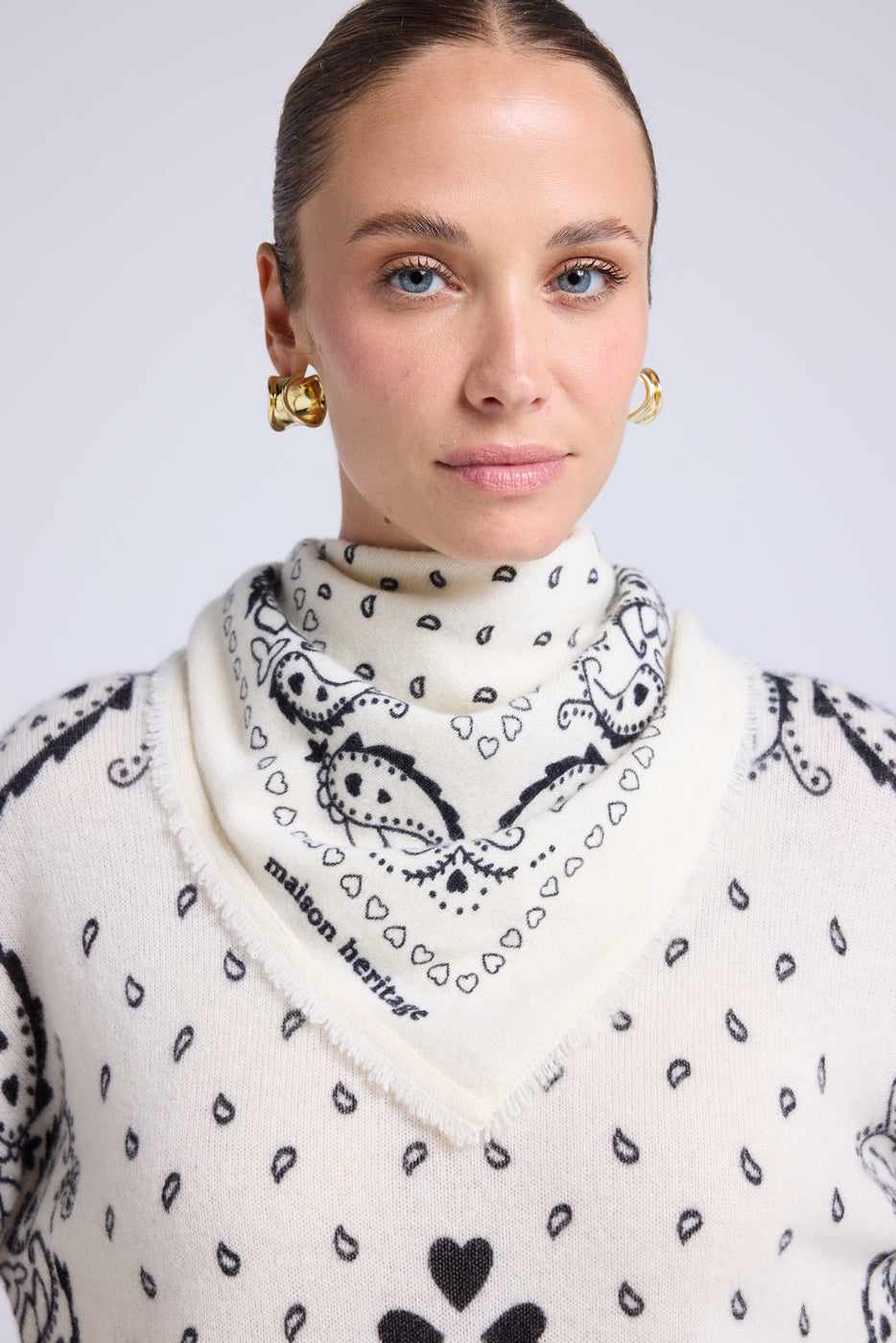 Bufanda Bandana Unisex 54*54 Arizona En Cachemira - Blanco Negro