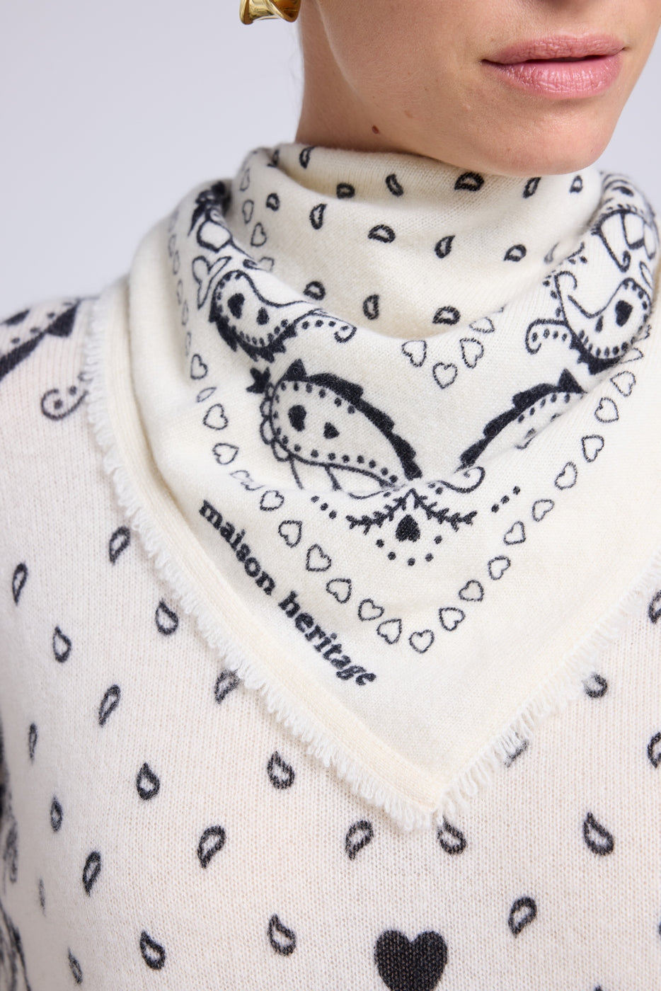 Bufanda Bandana Unisex 54*54 Arizona En Cachemira - Blanco Negro