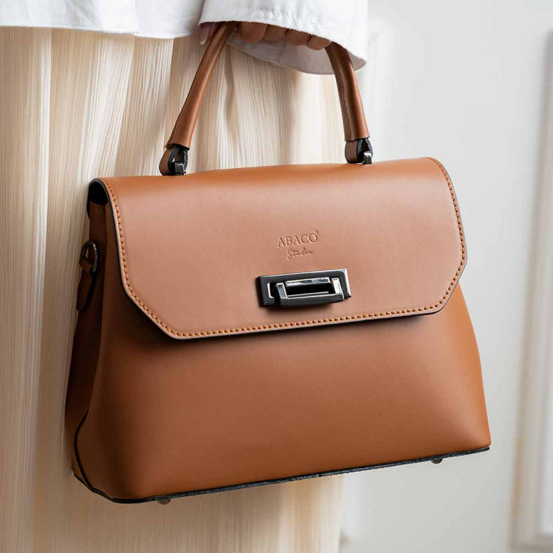Laurie Handbag - Camel