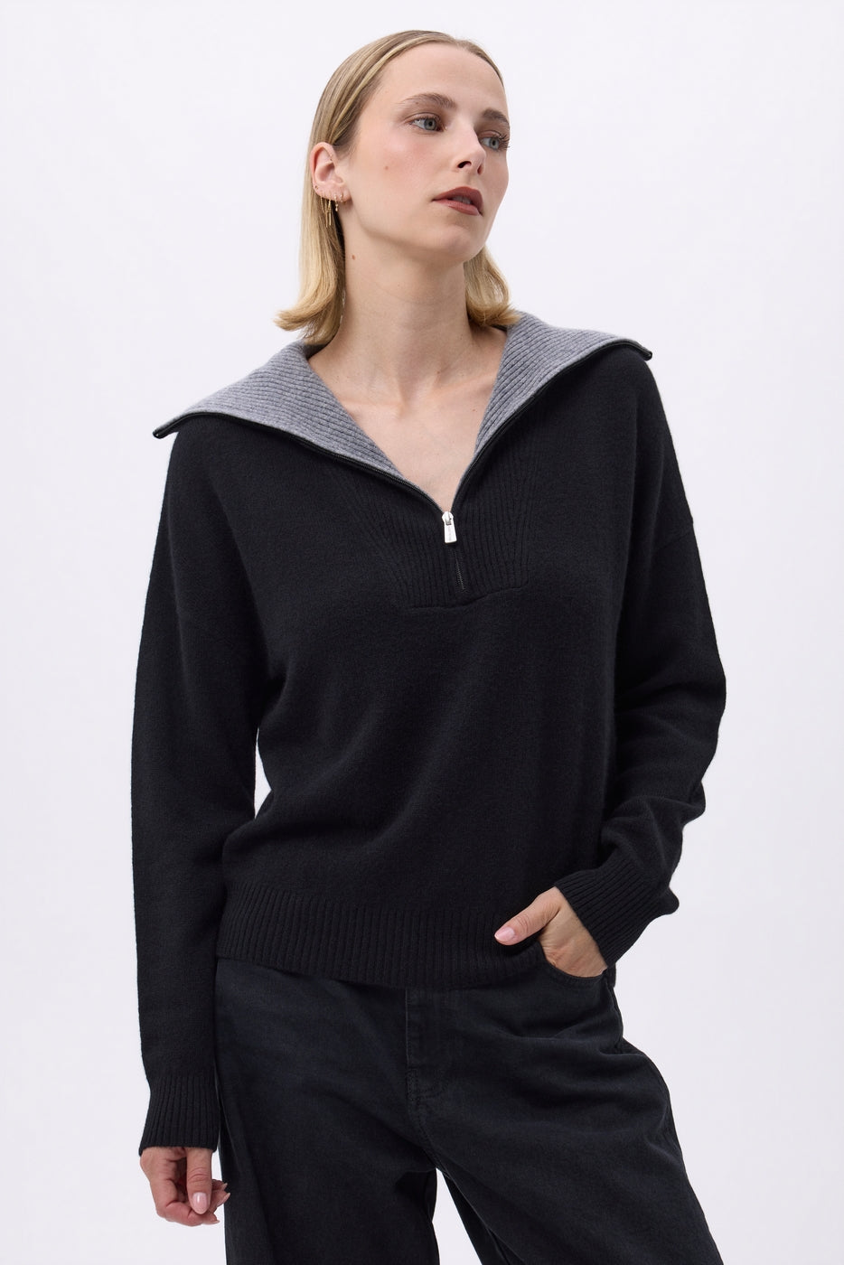 Pull Grand Col Montant Zippé F Ashka - Noir - Femme