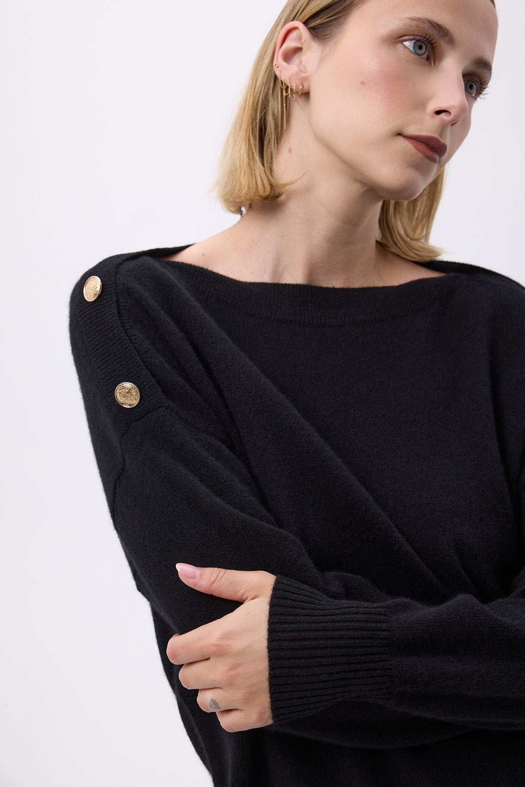 Pull Col Rond Boutons Dorés F Aspen - Noir - Femme