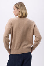 Pull Col Rond Boutons Dorés Aspen - Beige Creme - Femme
