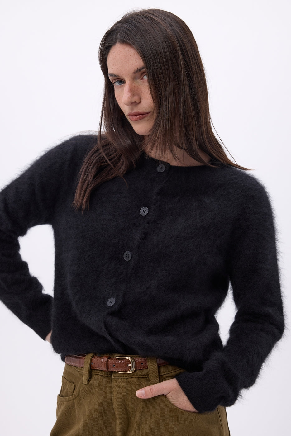 Atlas Crew-Neck Cardigan – Brushed Cashmere - Black - Women