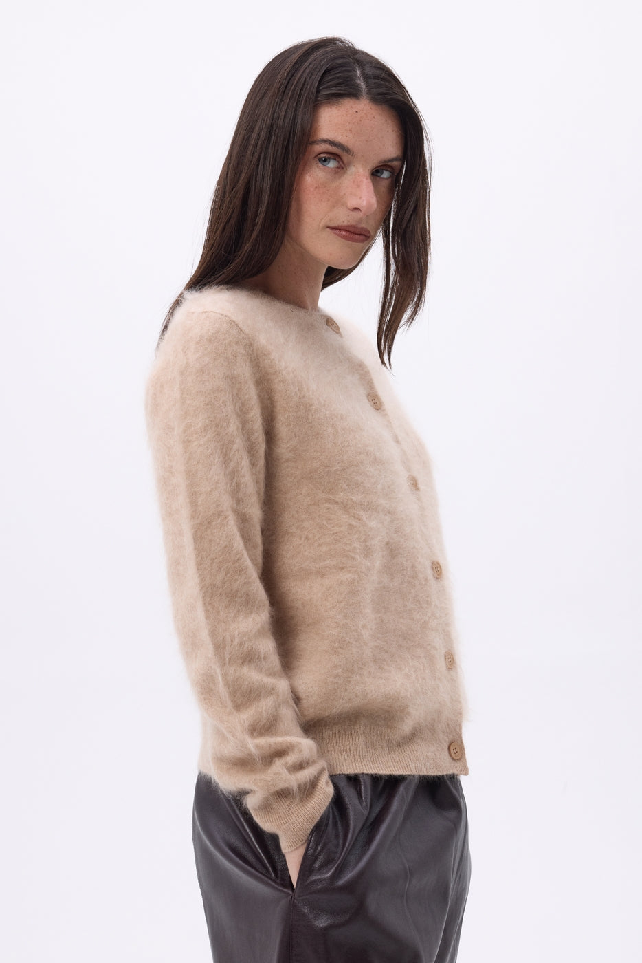 Round Neck Cardigan – Brushed Cashmere Atlas - Cream Beige - Women