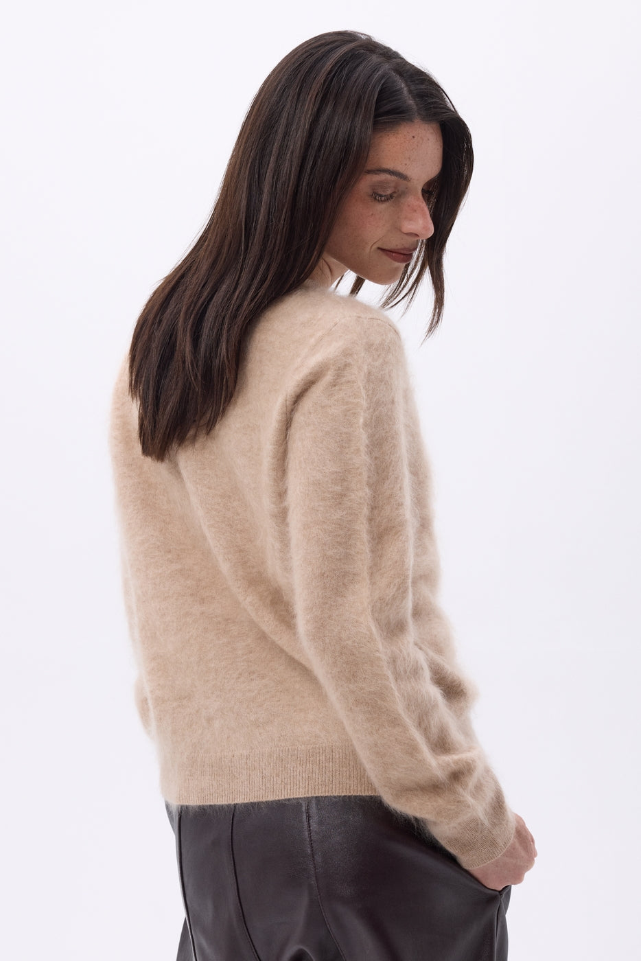 Round Neck Cardigan – Brushed Cashmere Atlas - Cream Beige - Women